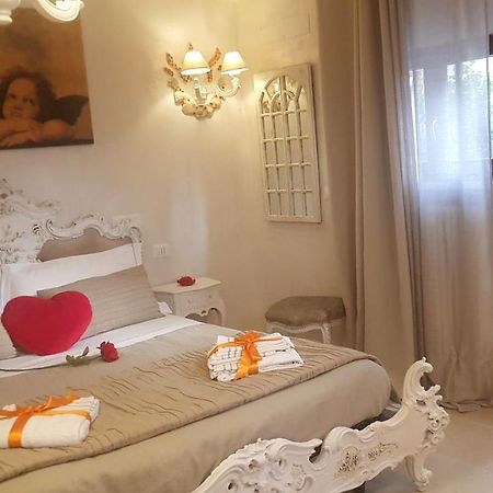 Stella Del Mar Bed & Breakfast โบโลญญา ภายนอก รูปภาพ
